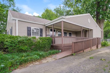 1917 WINSTON AVE LOUISVILLE, KY 40205